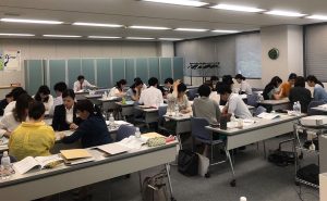 【大阪商工会議所様】オフィスのモノ・書類・データを片づけ業務効率アップを目指す研修